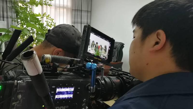 剧本杀式体验：西峡县广告片拍摄公司构建沉浸式消费决策路径